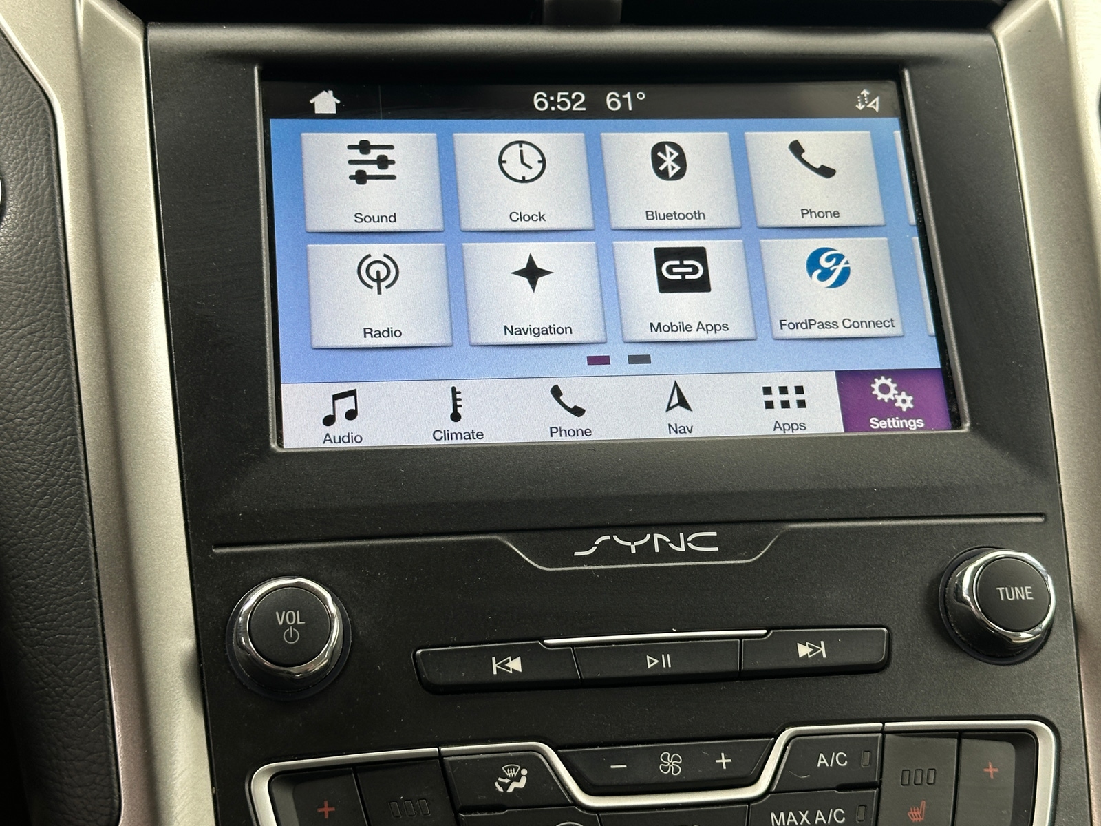 Thumbnail: 2019 Ford Fusion - 3