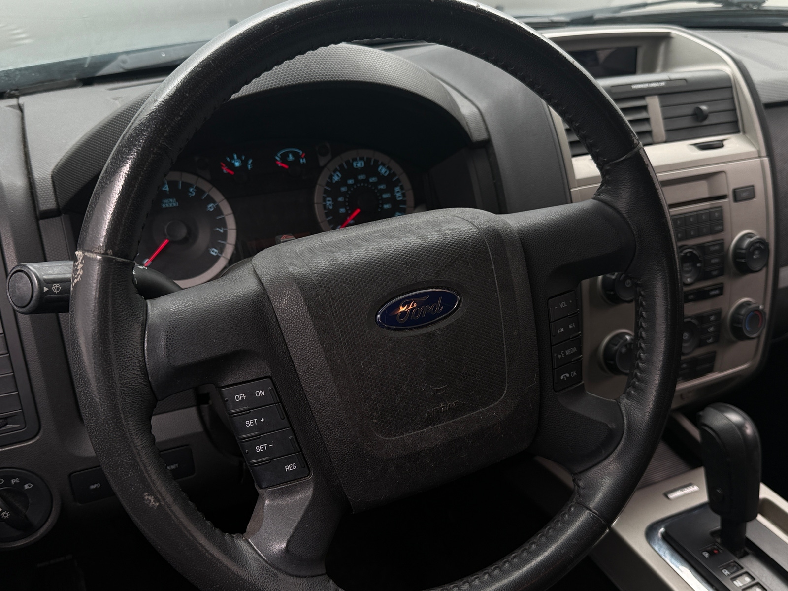 Thumbnail: 2011 Ford Escape - 5