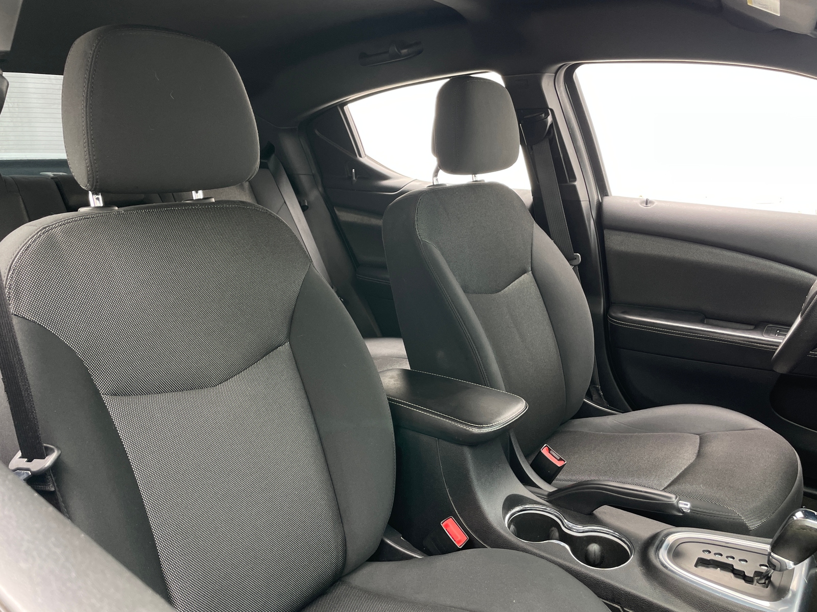 Thumbnail: 2014 Dodge Avenger - 2