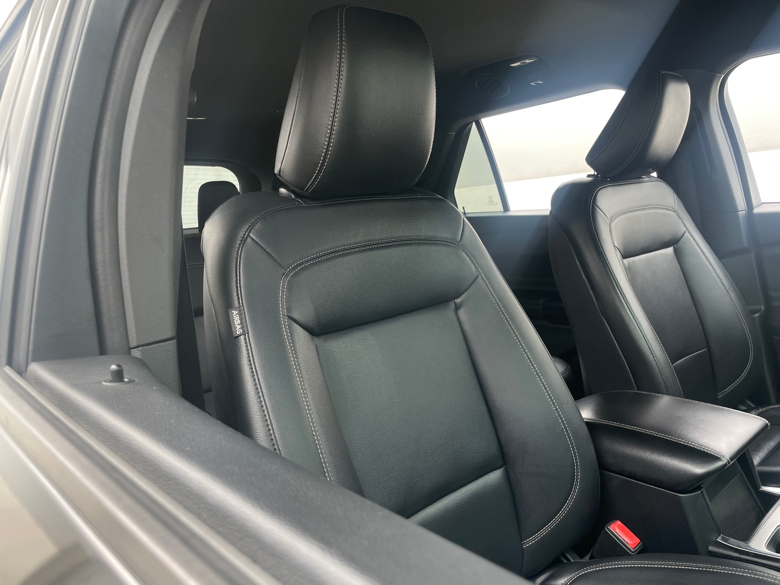 Thumbnail: 2020 Ford Explorer - 2