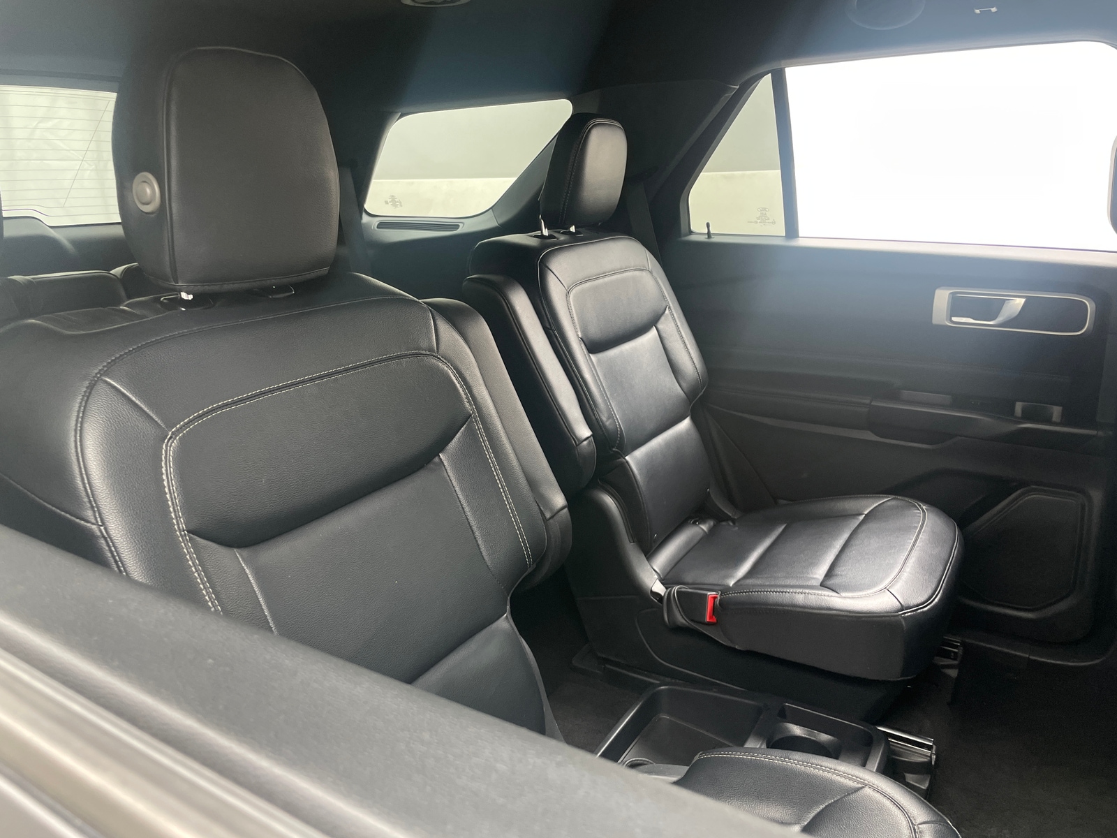 Thumbnail: 2020 Ford Explorer - 6