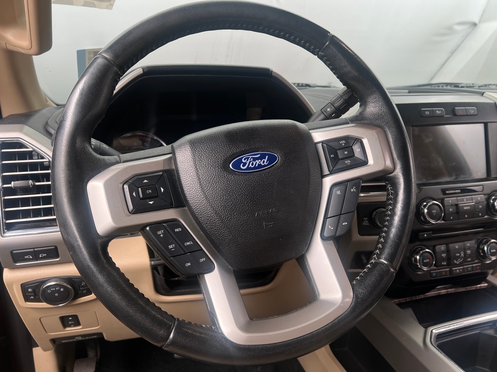 Thumbnail: 2017 Ford Econoline - 4