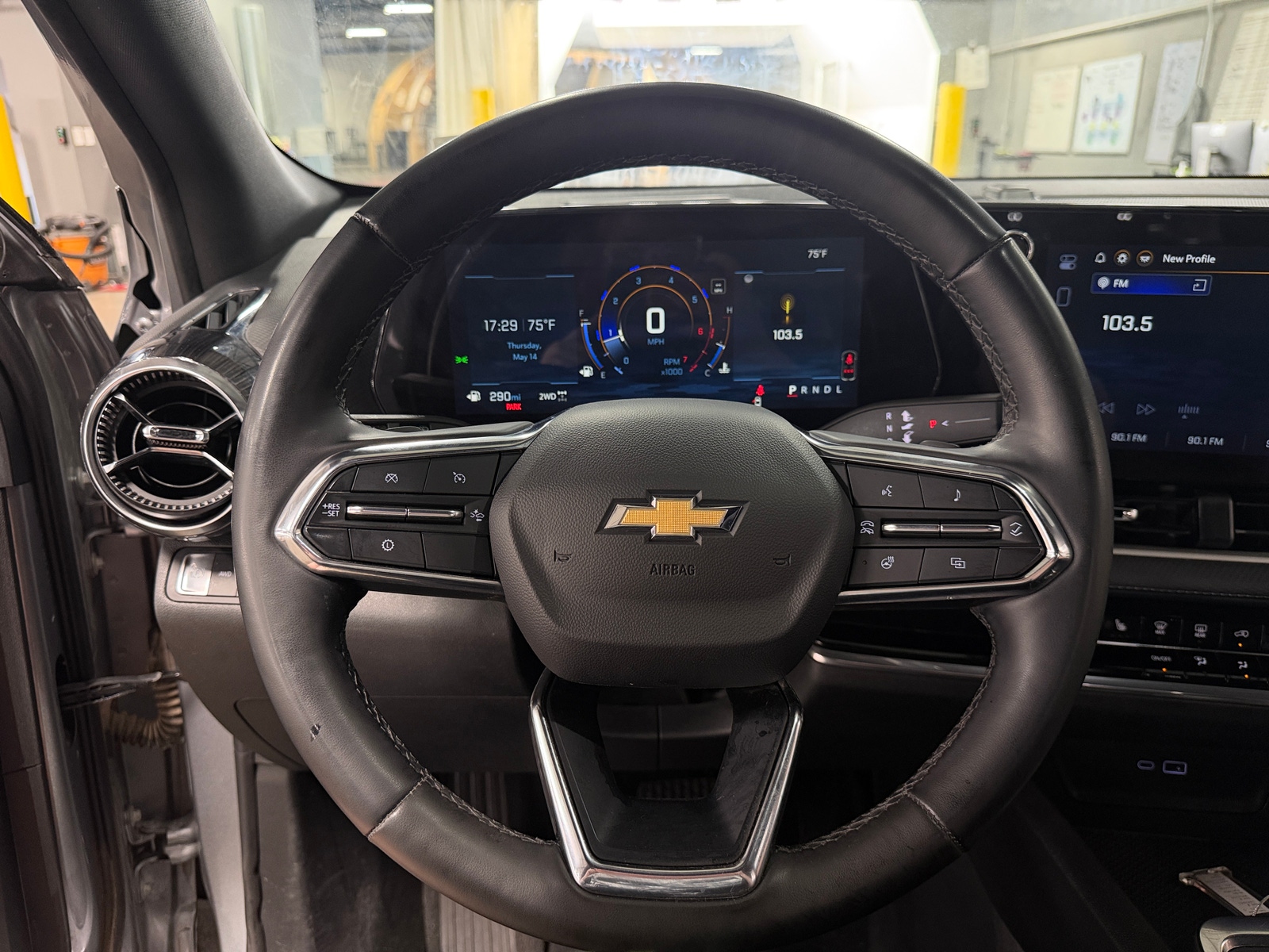 Thumbnail: 2025 Chevrolet Equinox - 5