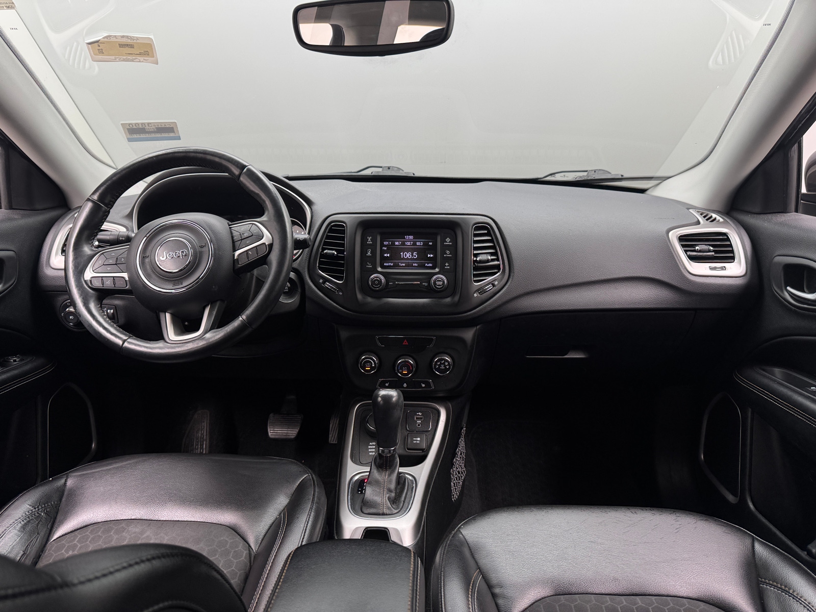 Thumbnail: 2018 Jeep Compass - 3