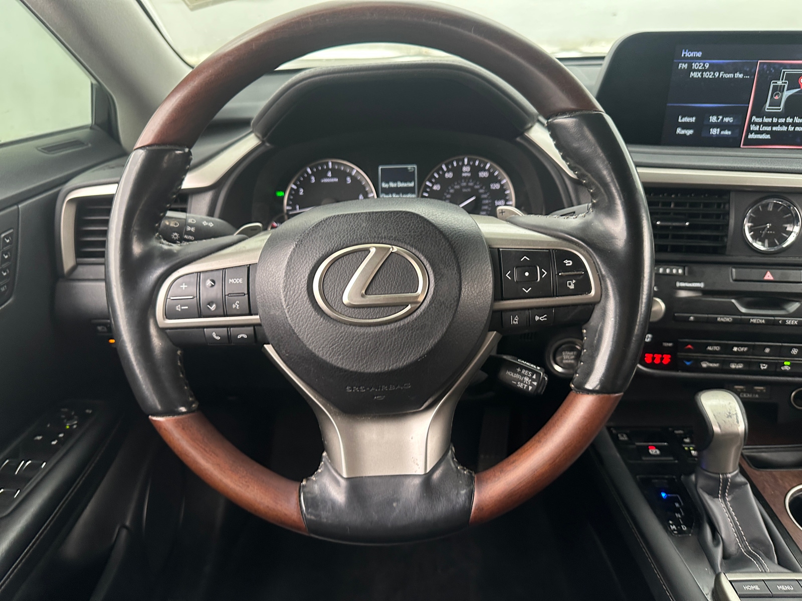 Thumbnail: 2020 Lexus RX - 4
