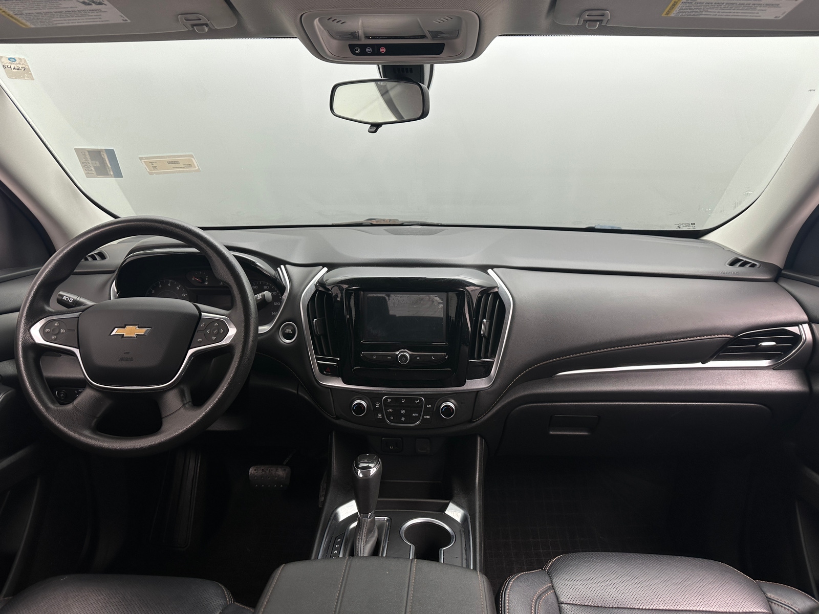 Thumbnail: 2019 Chevrolet Traverse - 3