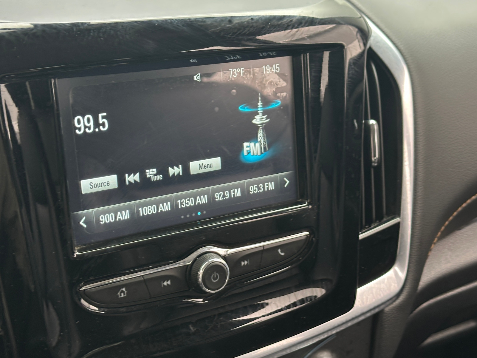 Thumbnail: 2019 Chevrolet Traverse - 4