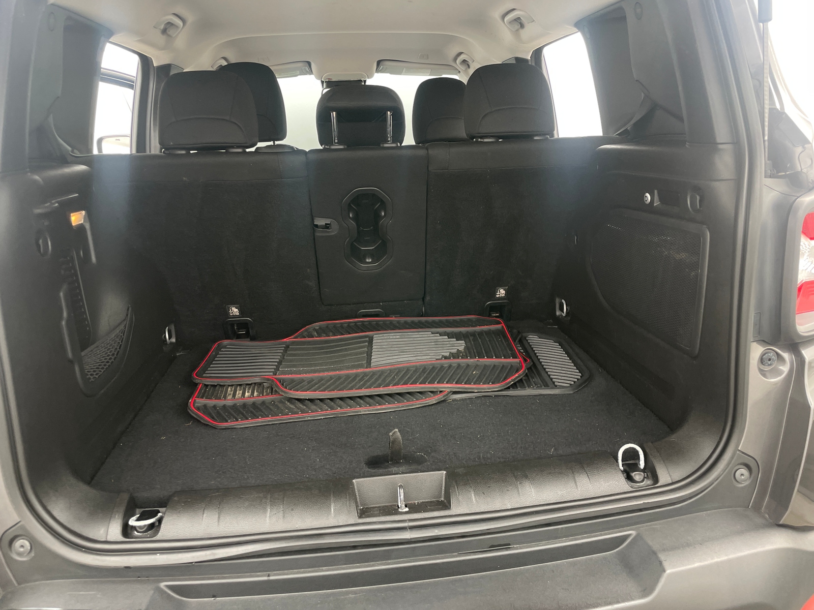 Thumbnail: 2018 Jeep Renegade - 7