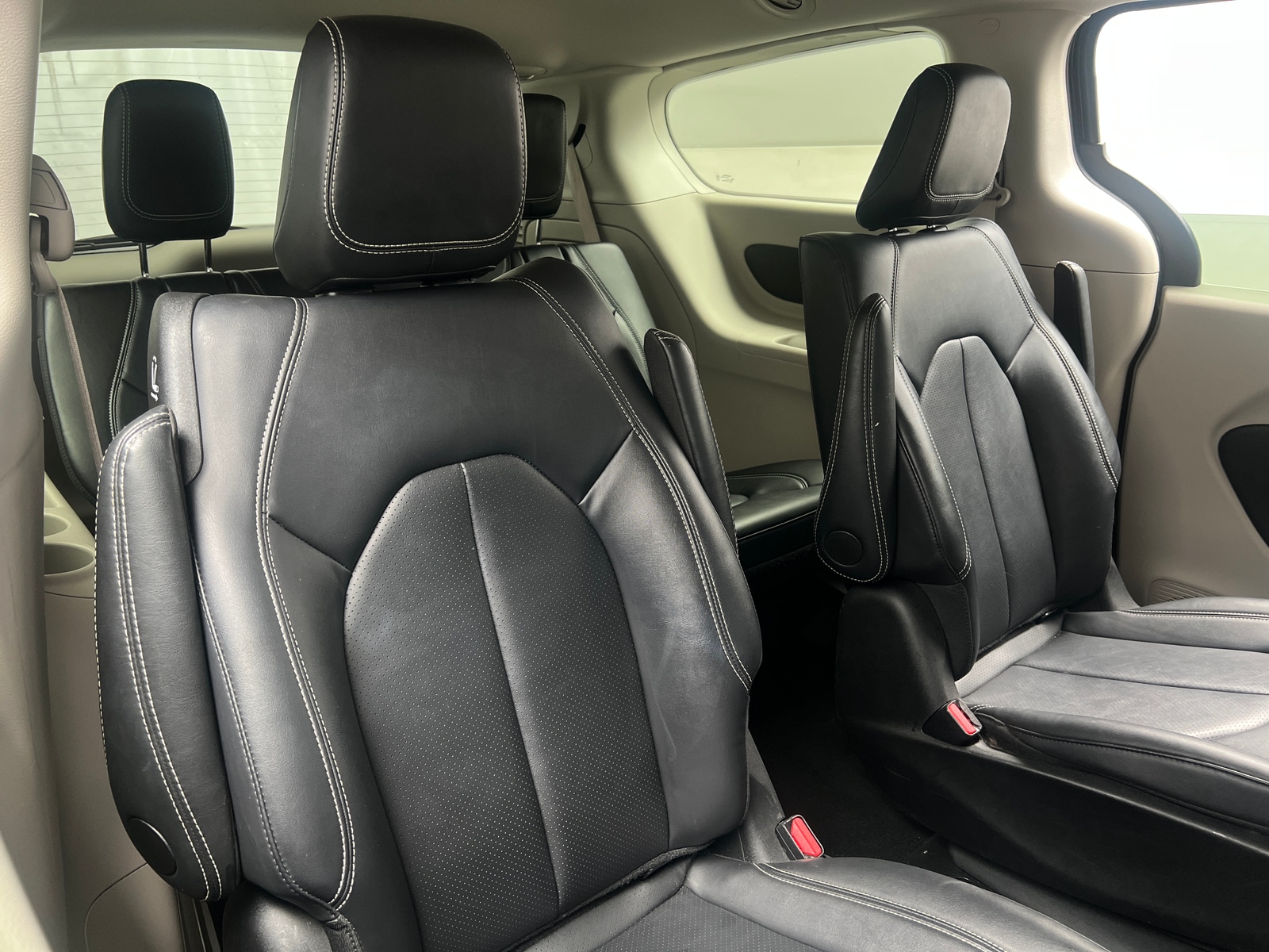Thumbnail: 2024 Chrysler Pacifica - 5