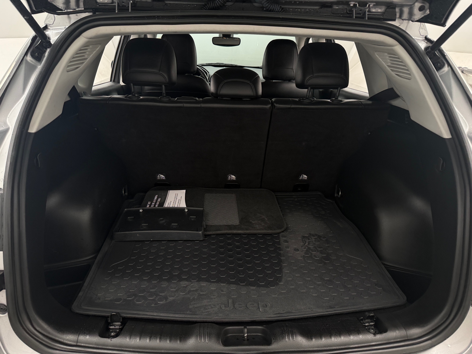 Thumbnail: 2019 Jeep Compass - 6