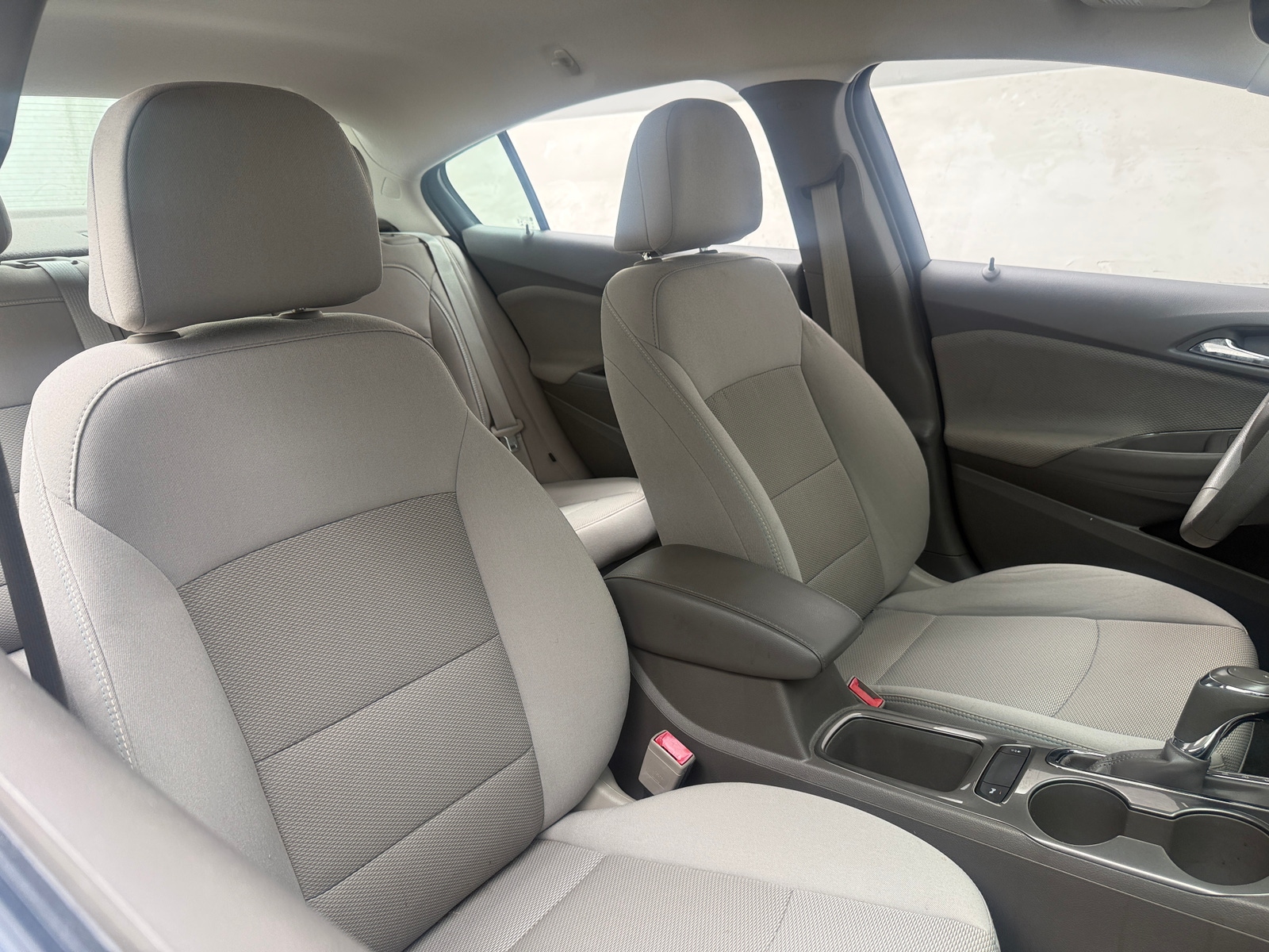 Thumbnail: 2018 Chevrolet Cruze - 2
