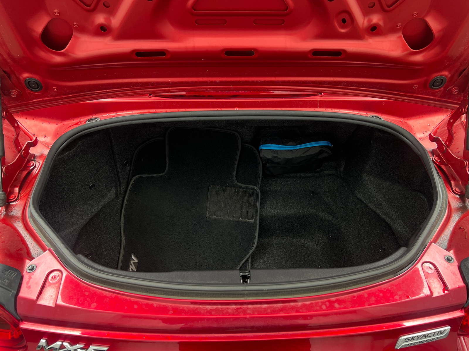 Thumbnail: 2019 Mazda MX-5 Miata - 6