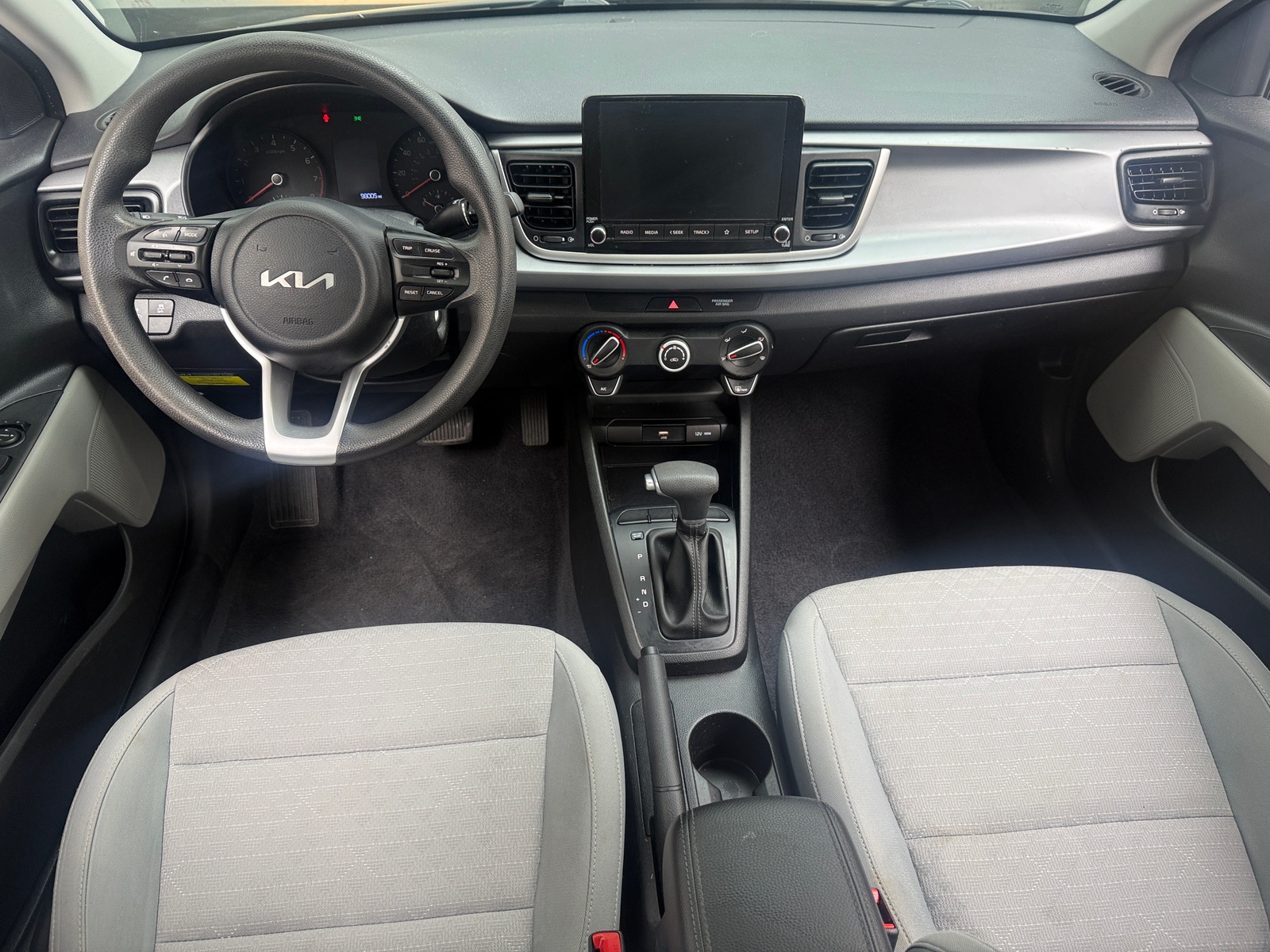 Thumbnail: 2023 Kia Rio - 3