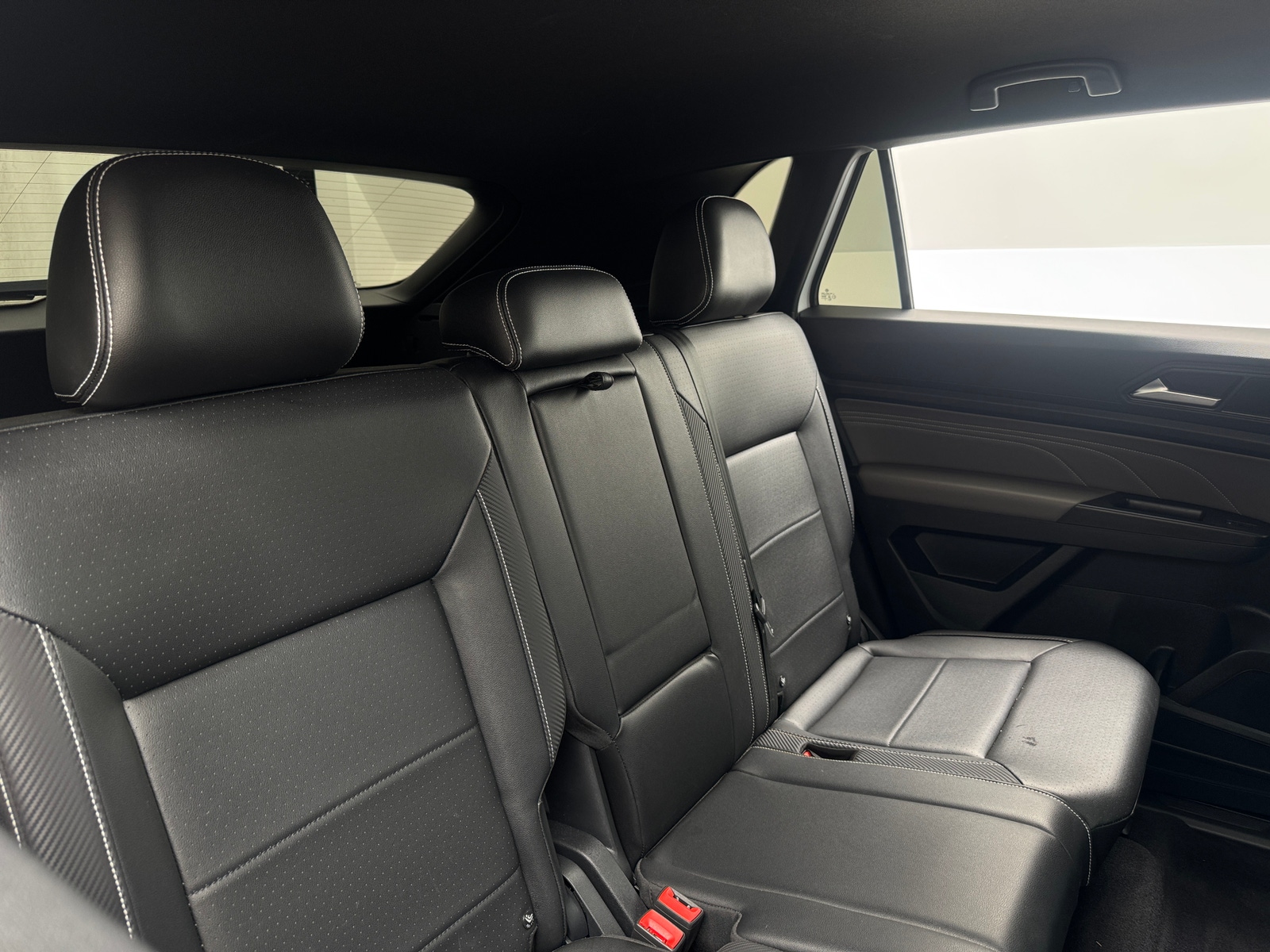 Thumbnail: 2021 Volkswagen Atlas - 5