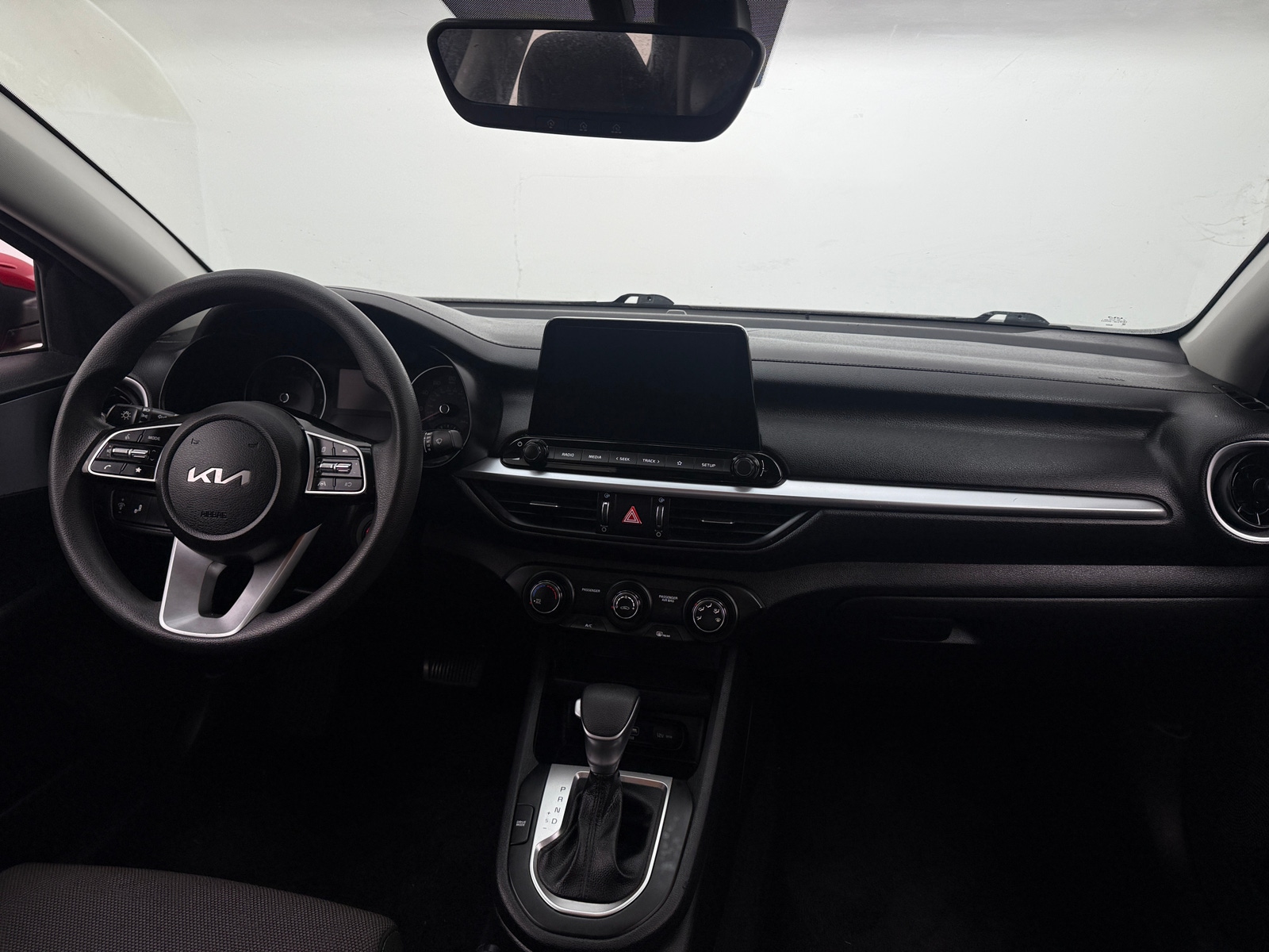 Thumbnail: 2023 Kia Forte - 3