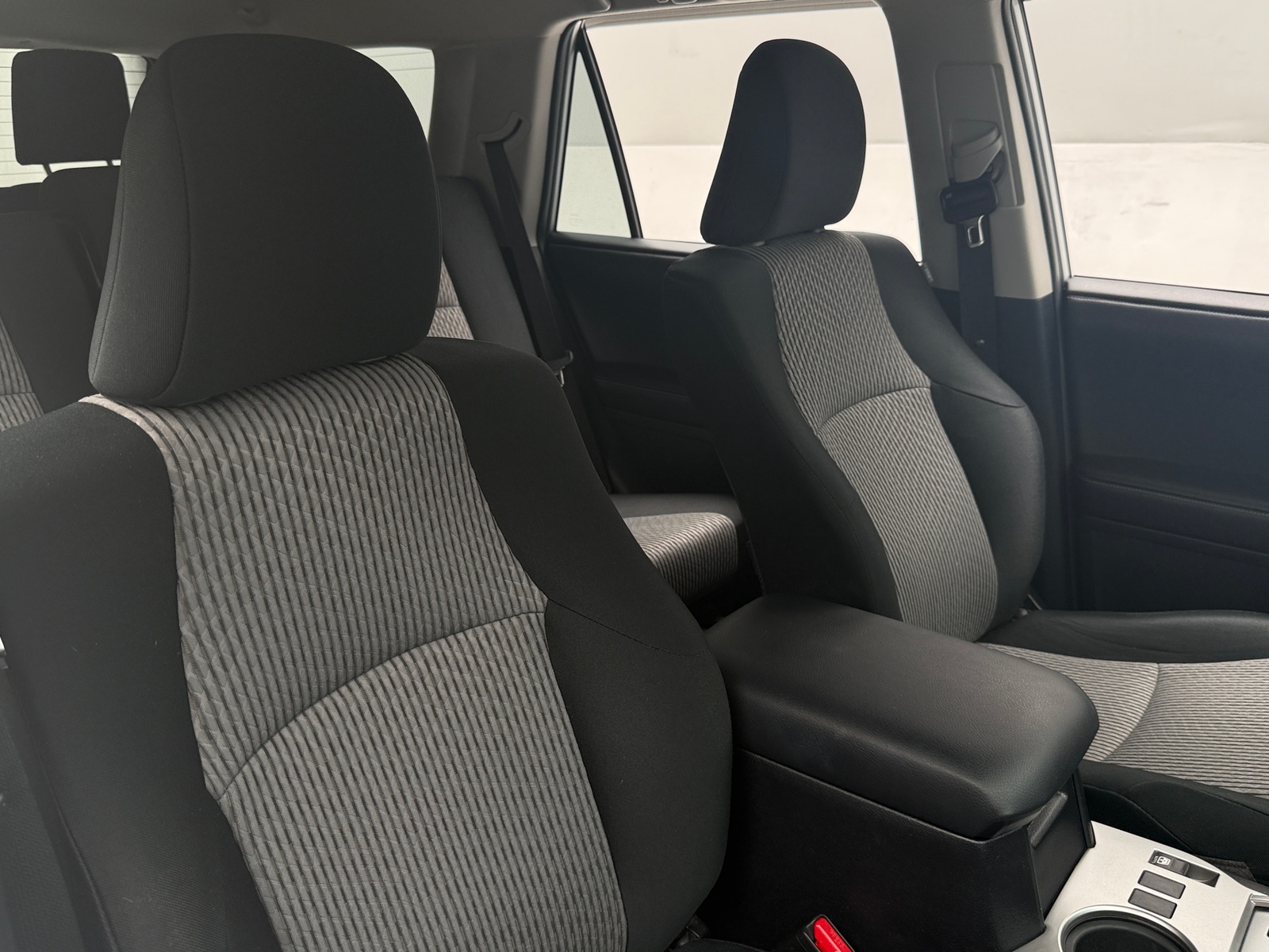 Thumbnail: 2014 Toyota 4Runner - 2