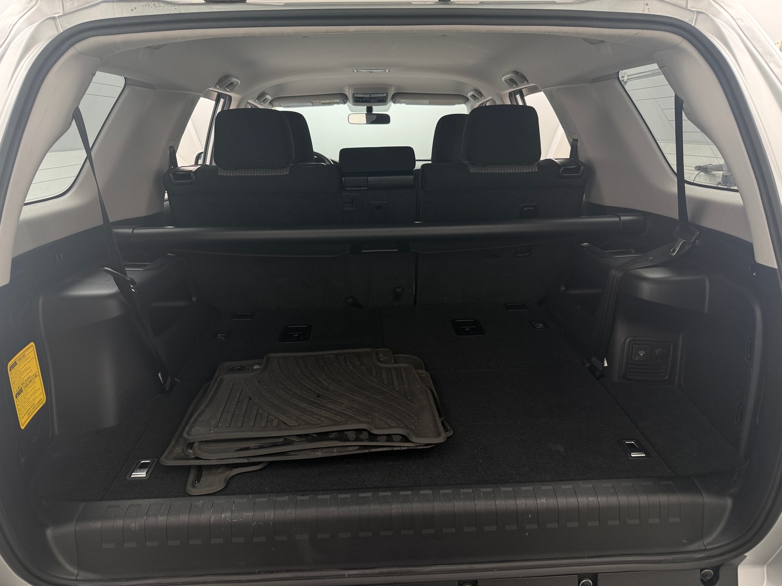 Thumbnail: 2014 Toyota 4Runner - 7