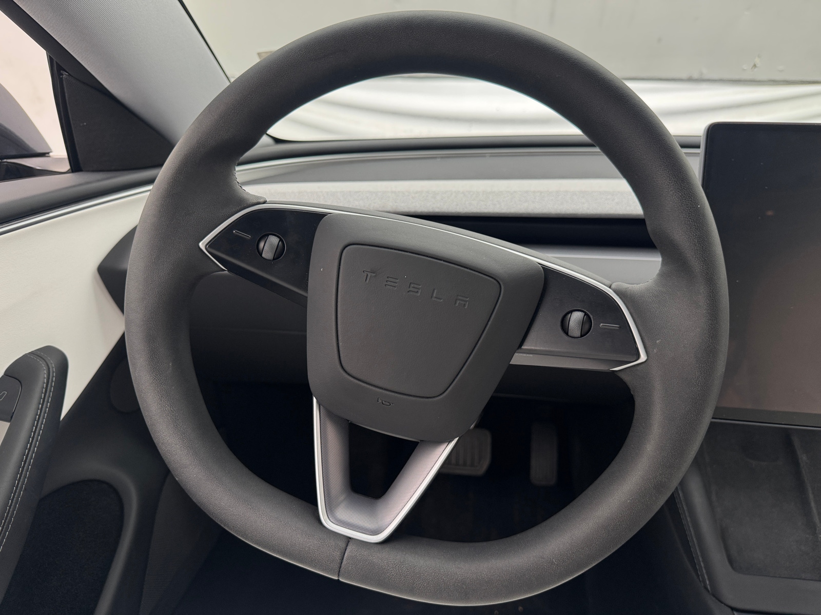 Thumbnail: 2024 Tesla Model 3 - 4