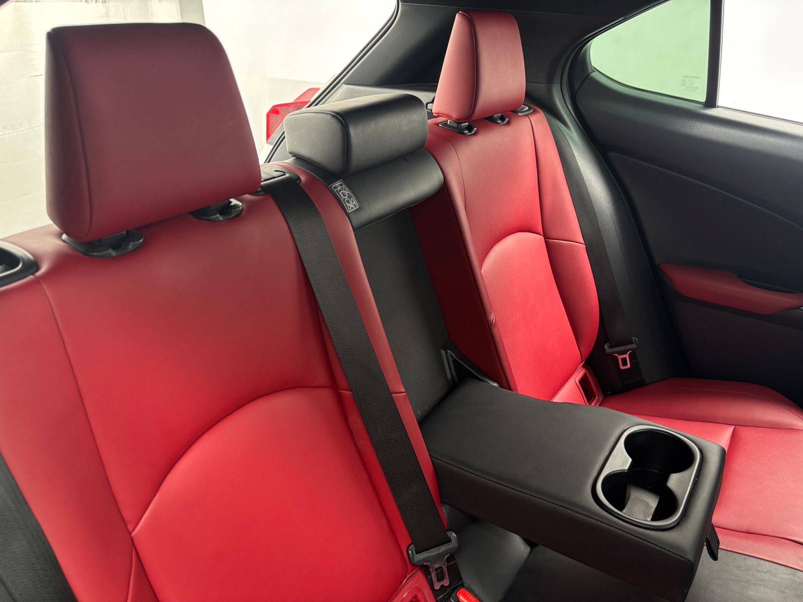 Thumbnail: 2019 Lexus UX - 5