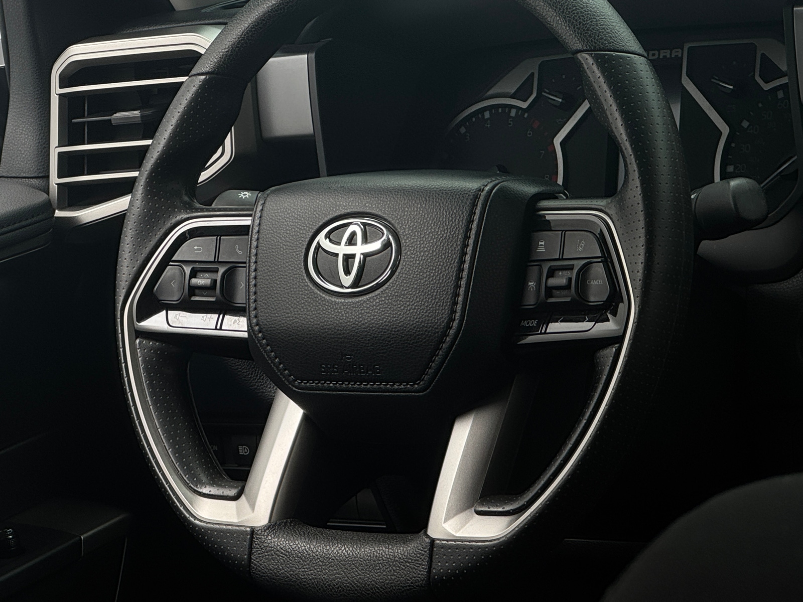 Thumbnail: 2022 Toyota Tundra - 5