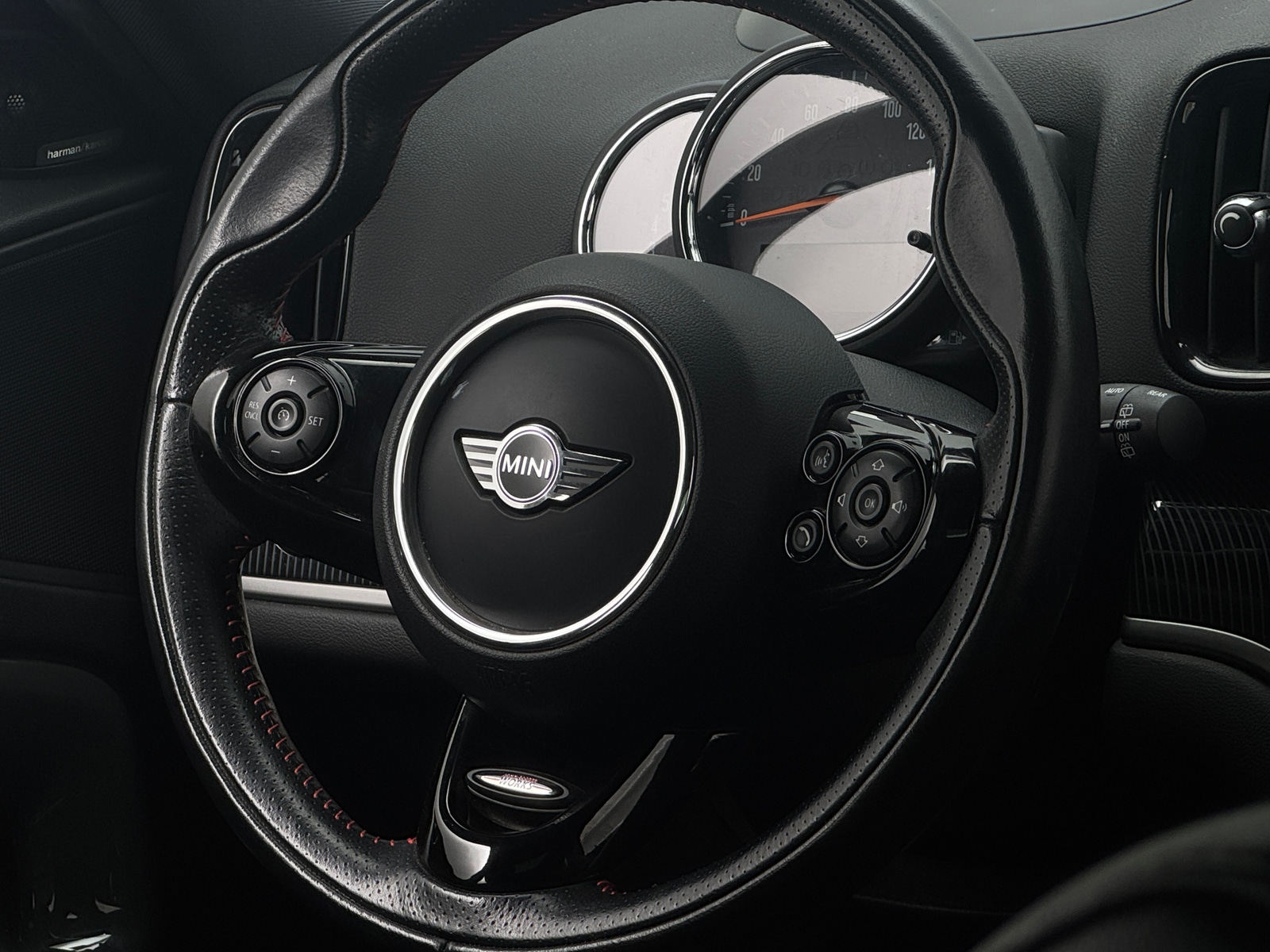 Thumbnail: 2018 MINI Cooper Countryman - 4