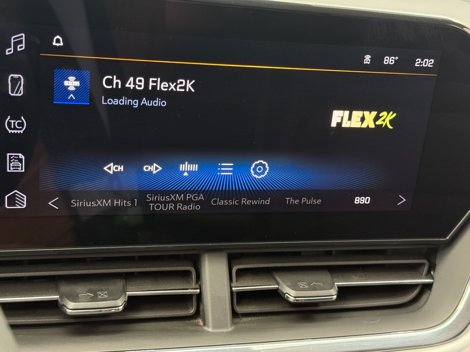 Thumbnail: 2025 Chevrolet Trax - 4