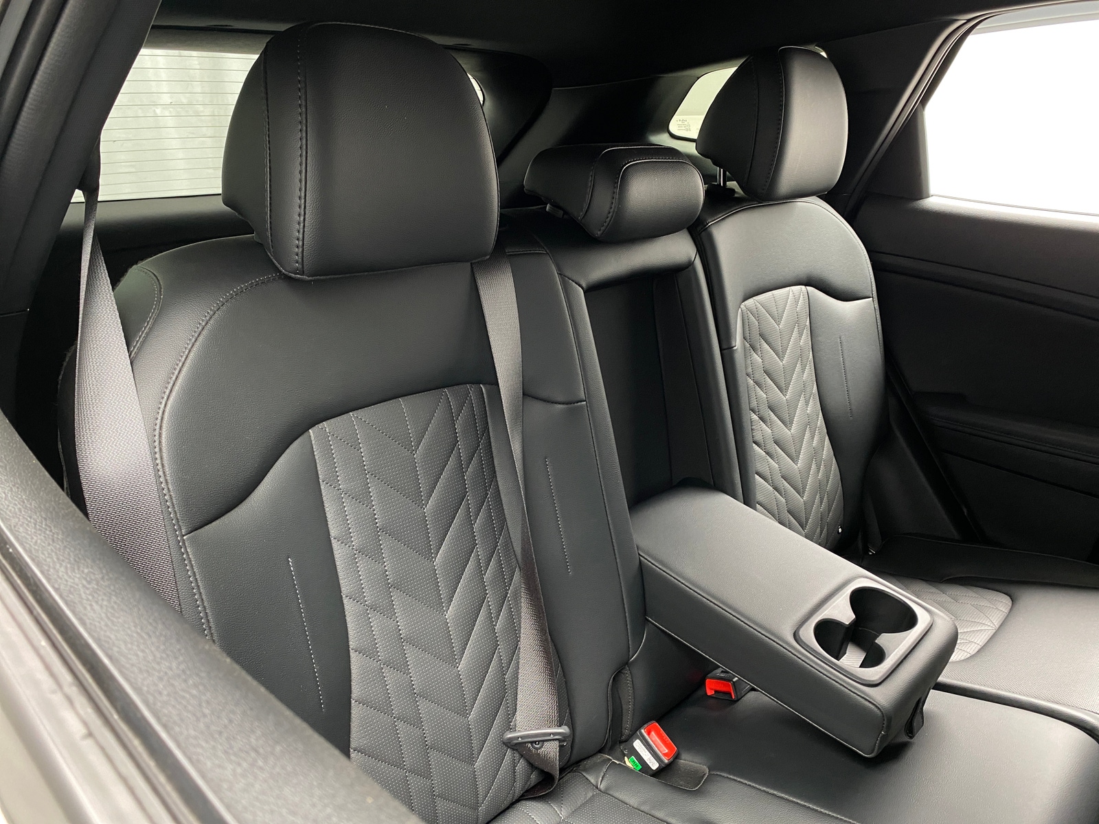 Thumbnail: 2025 Kia Sportage - 6