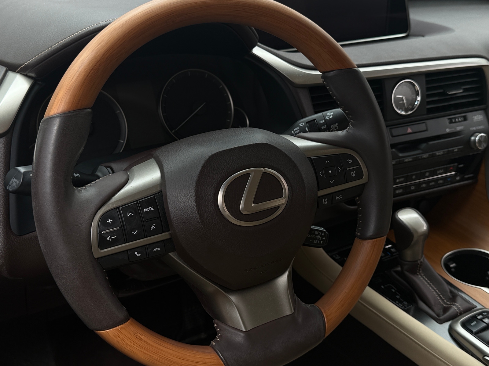 Thumbnail: 2016 Lexus RX - 4