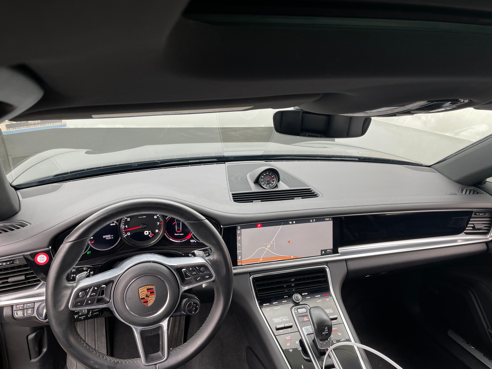 Thumbnail: 2018 Porsche Panamera - 2