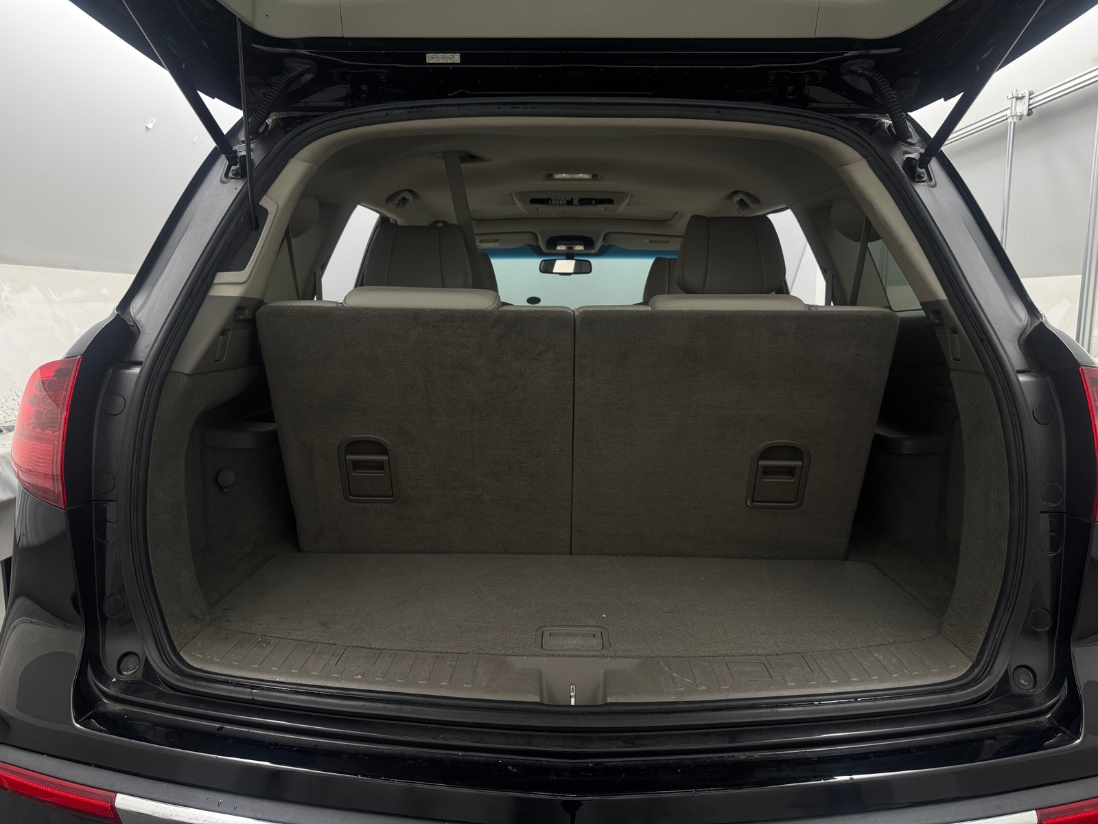 Thumbnail: 2011 Acura MDX - 6