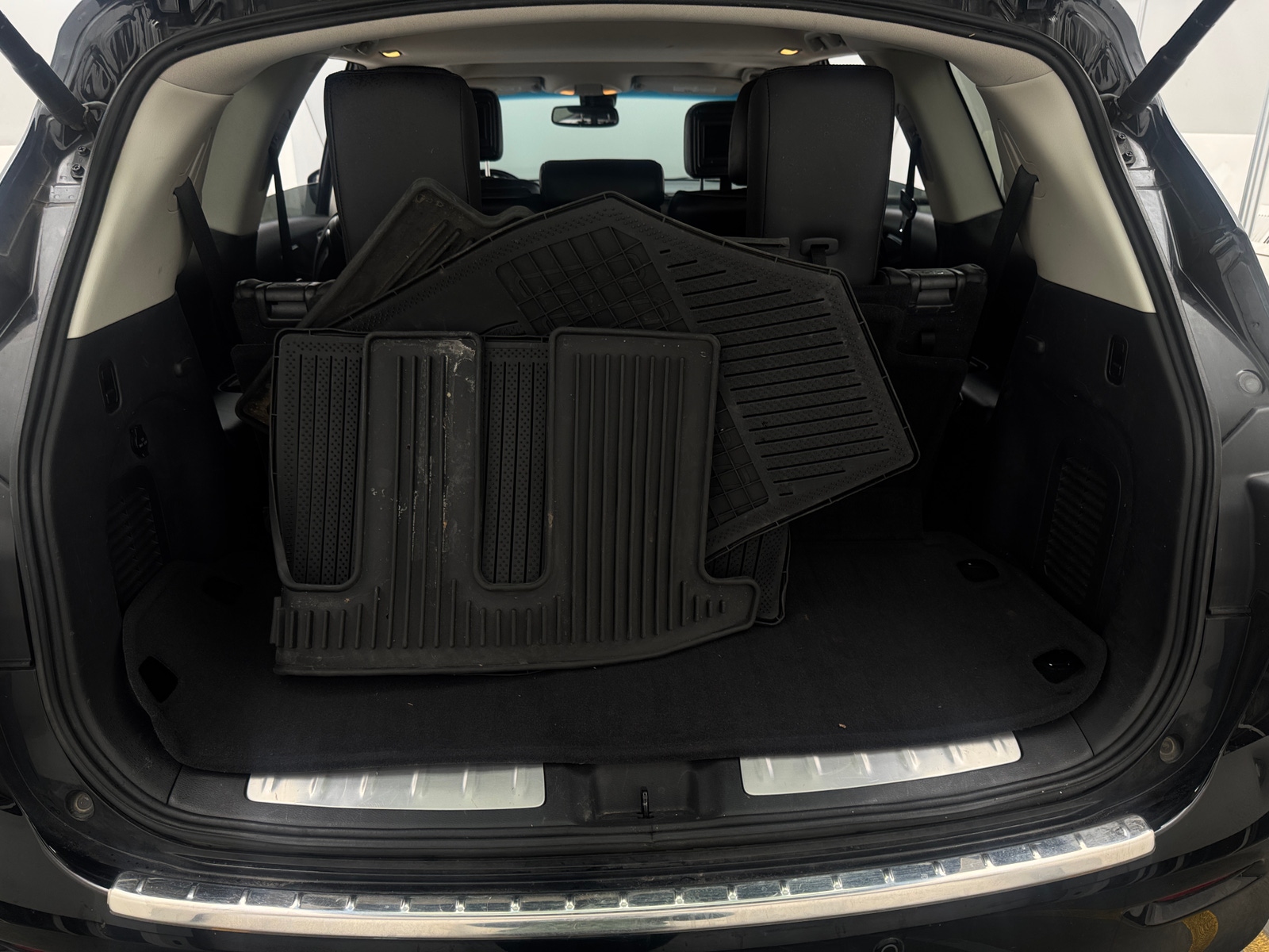 Thumbnail: 2015 INFINITI QX60 - 6