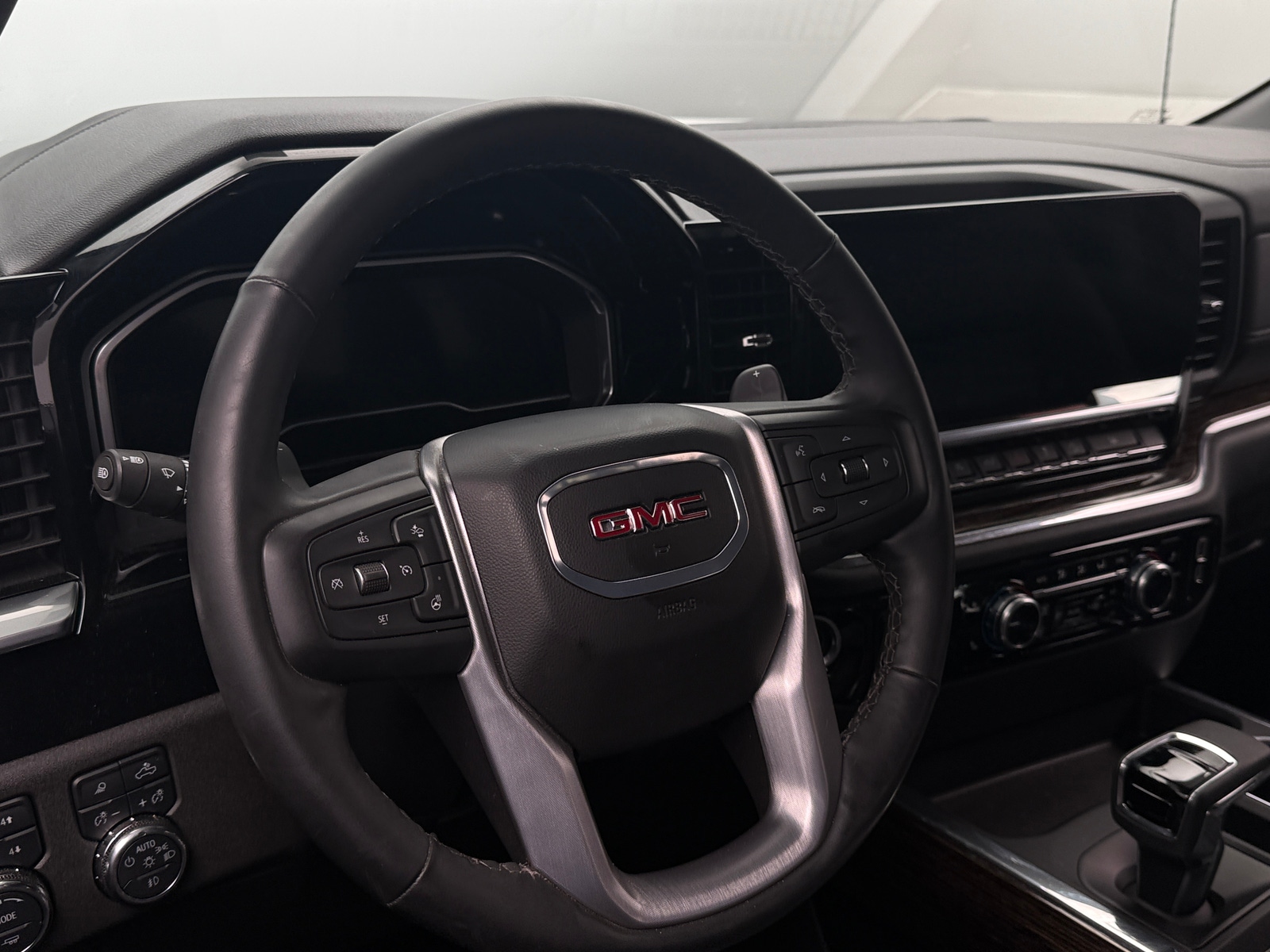 Thumbnail: 2024 GMC Sierra 1500 - 4