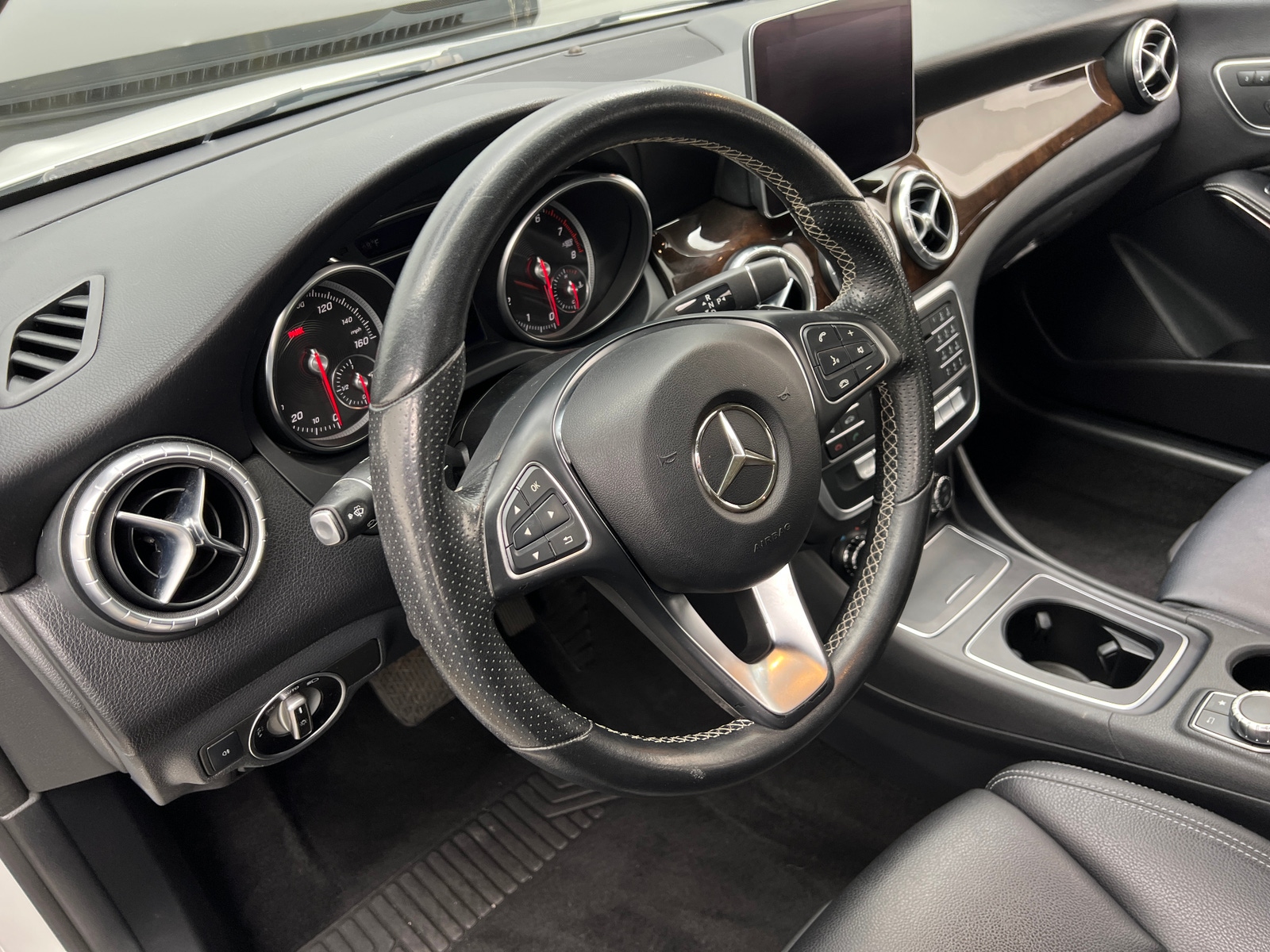 Thumbnail: 2018 Mercedes-Benz CLA - 4