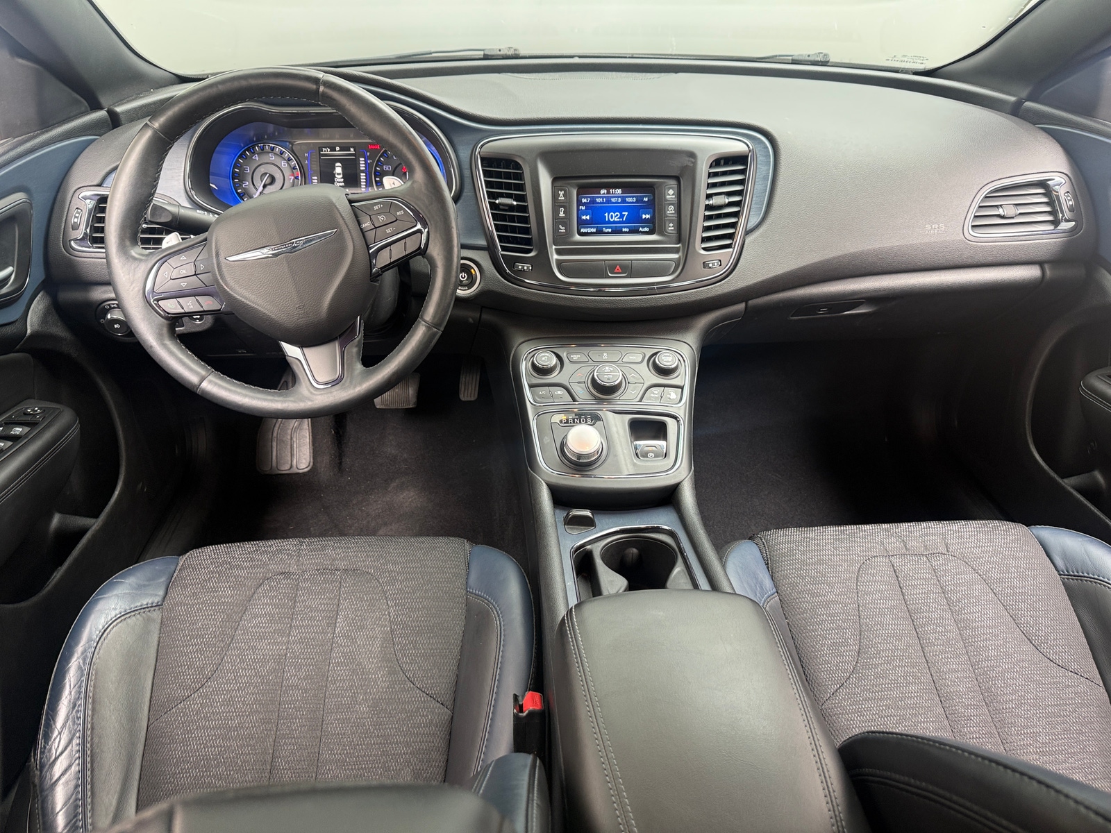 Thumbnail: 2016 Chrysler 200 - 2