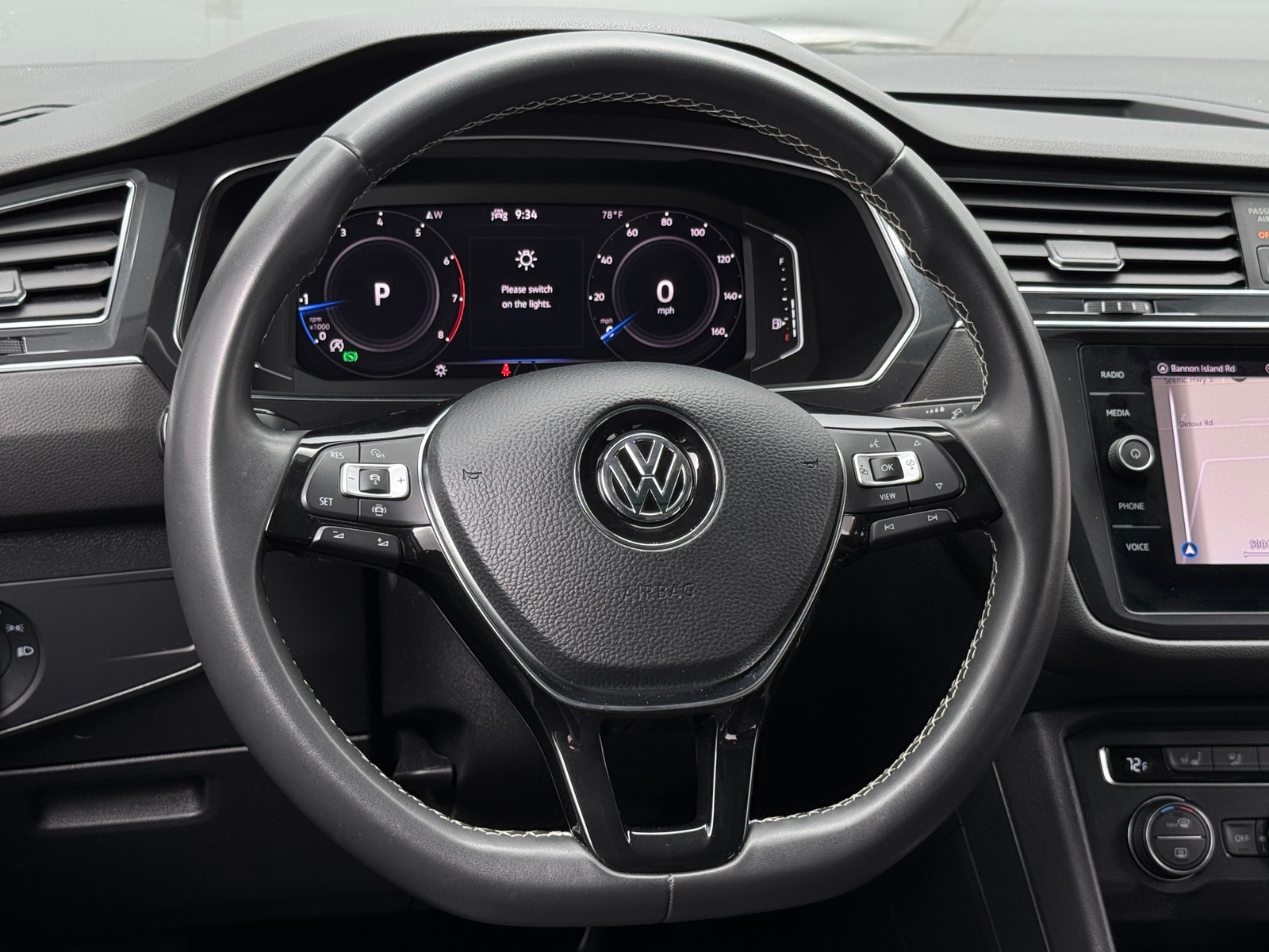 Thumbnail: 2021 Volkswagen Tiguan - 4