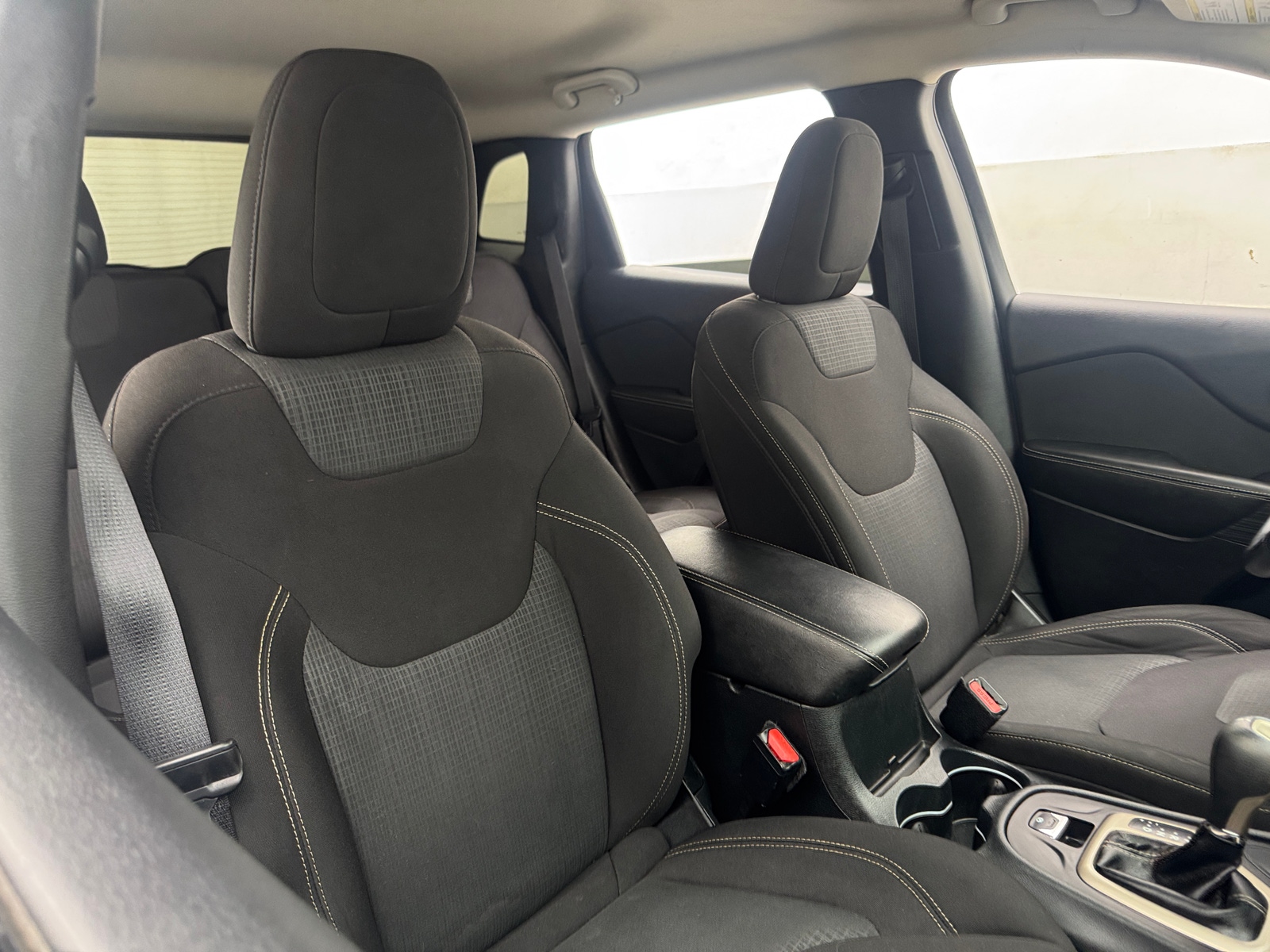 Thumbnail: 2016 Jeep Cherokee - 2