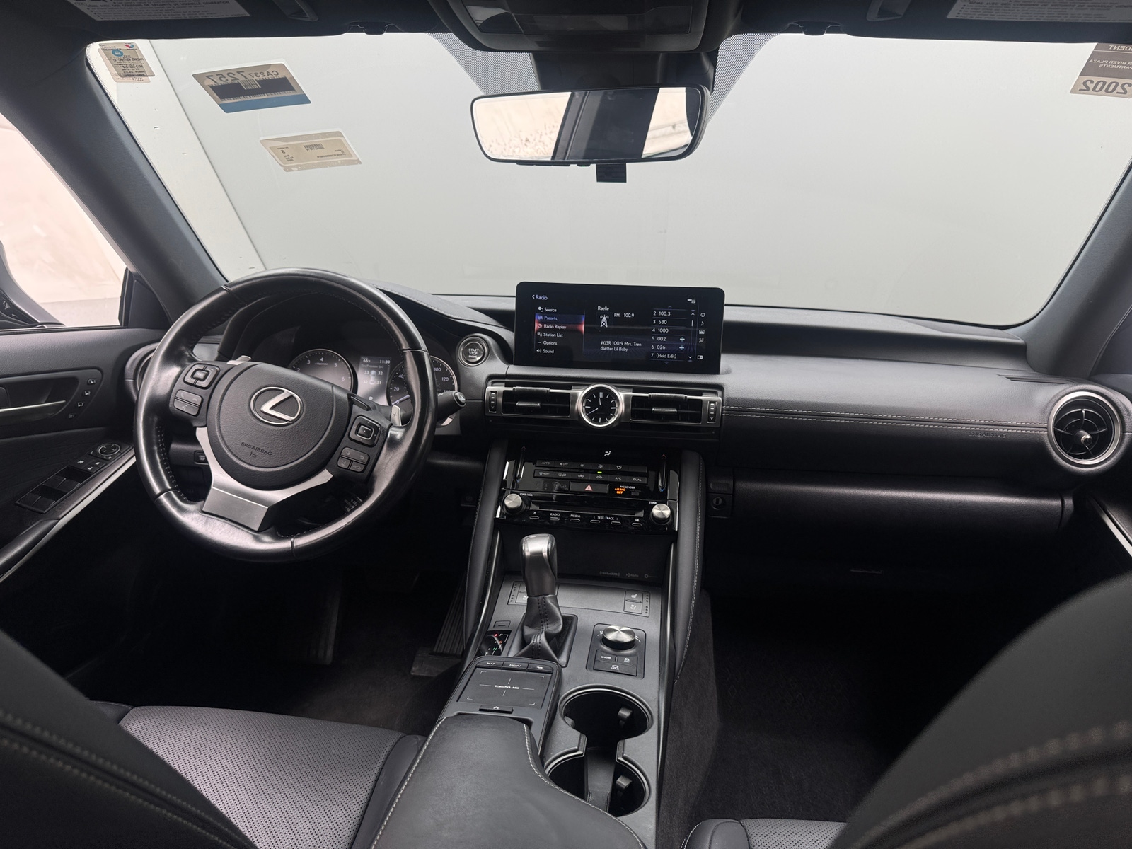 Thumbnail: 2022 Lexus IS - 2