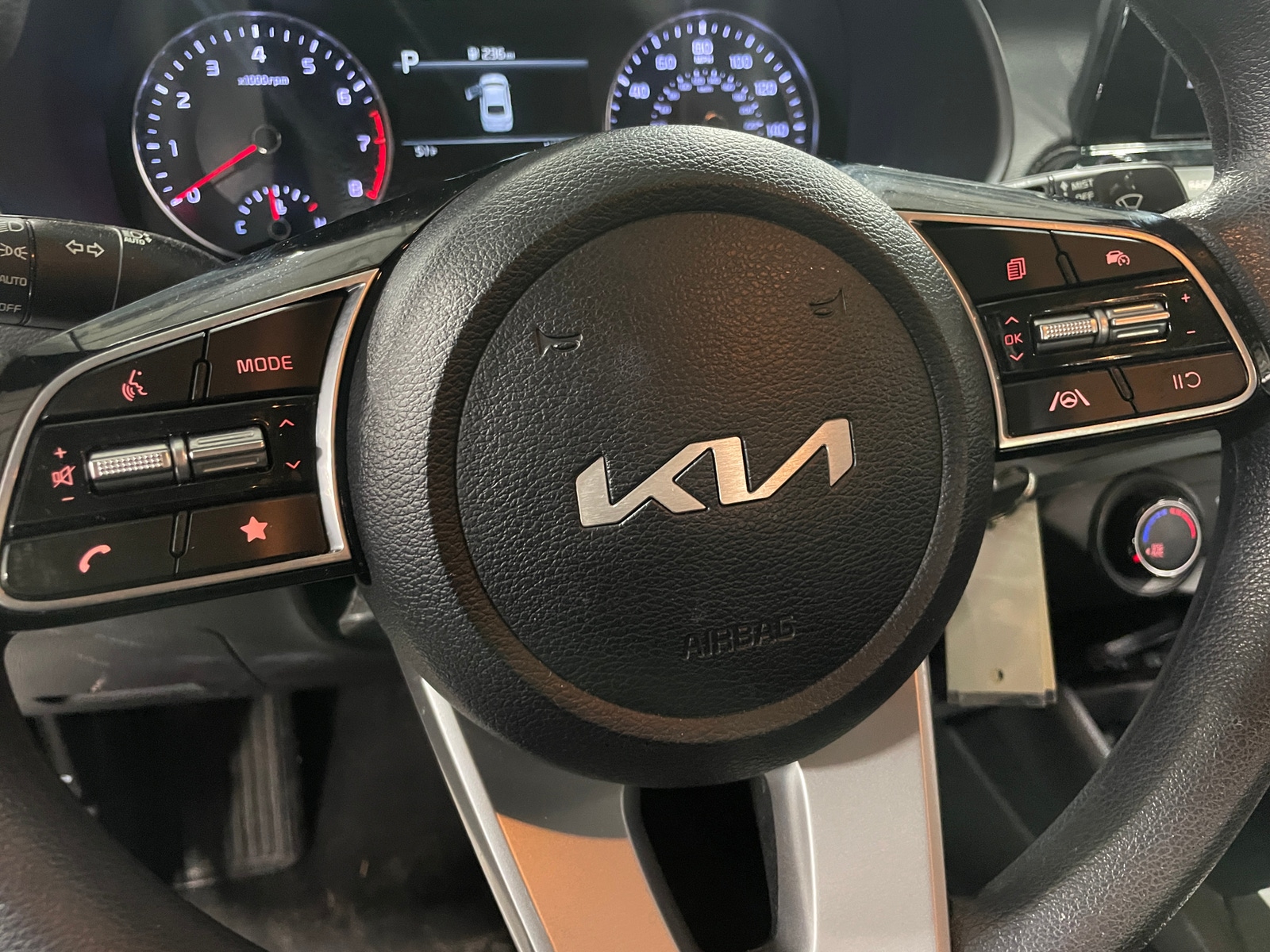 Thumbnail: 2023 Kia Forte - 5