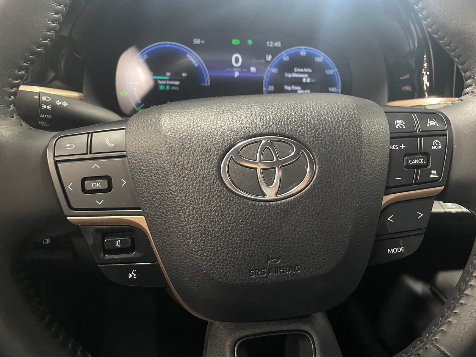 Thumbnail: 2023 Toyota Crown - 5