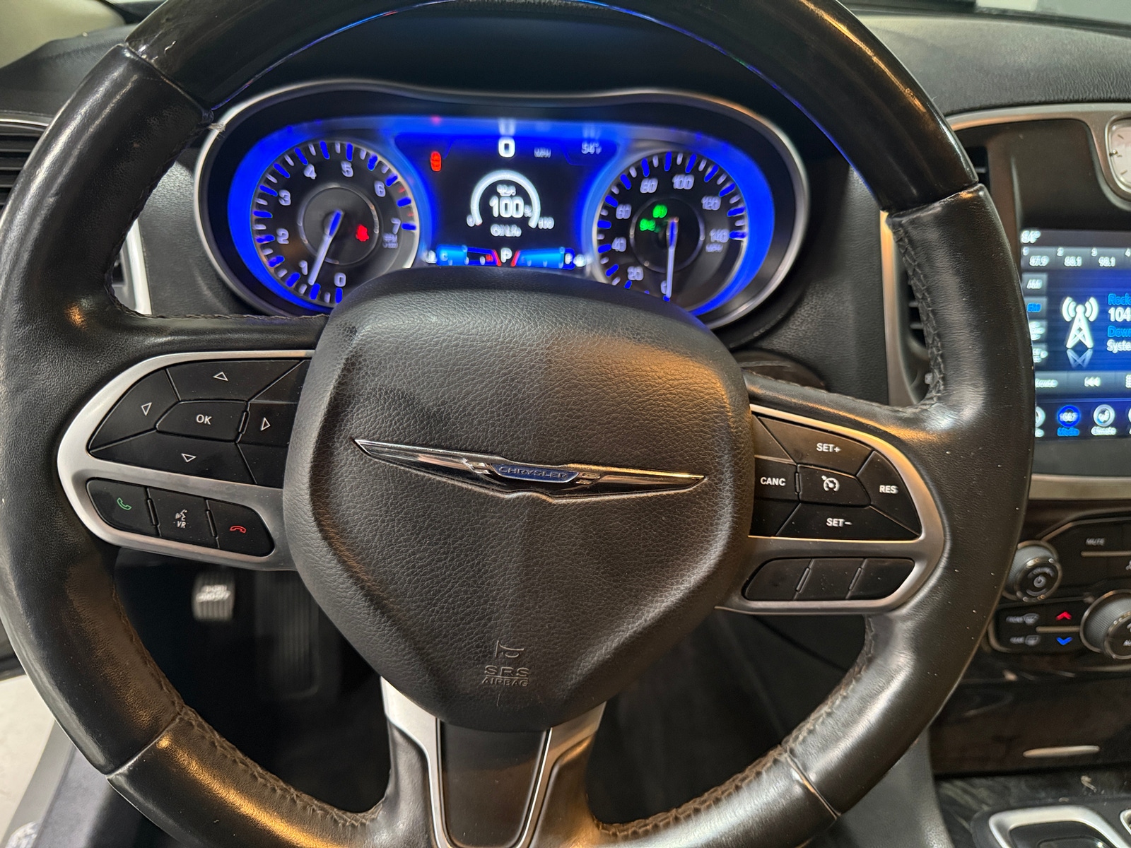 Thumbnail: 2018 Chrysler 300 - 4