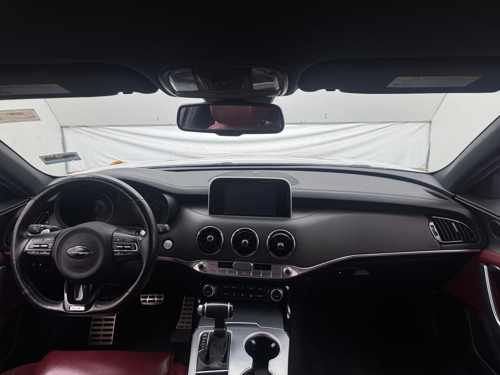 Thumbnail: 2020 Kia Stinger - 3