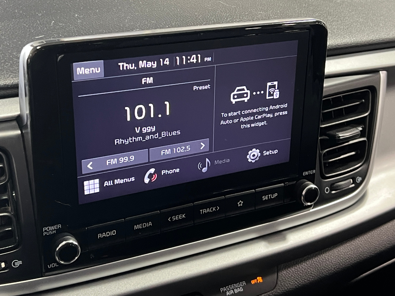 Thumbnail: 2021 Kia Rio - 4