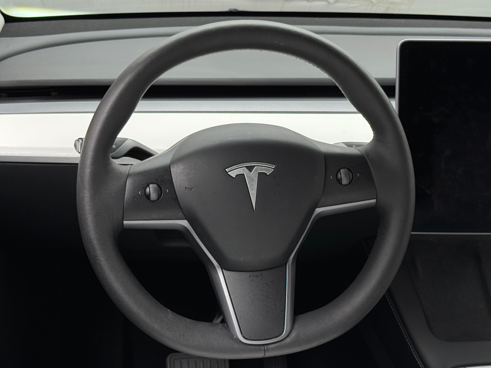 Thumbnail: 2023 Tesla Model Y - 4
