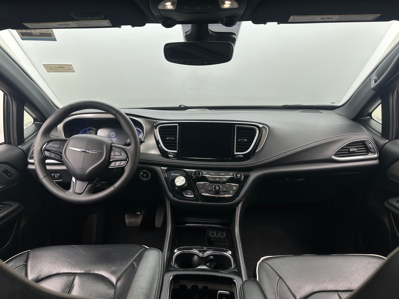 Thumbnail: 2024 Chrysler Pacifica - 2