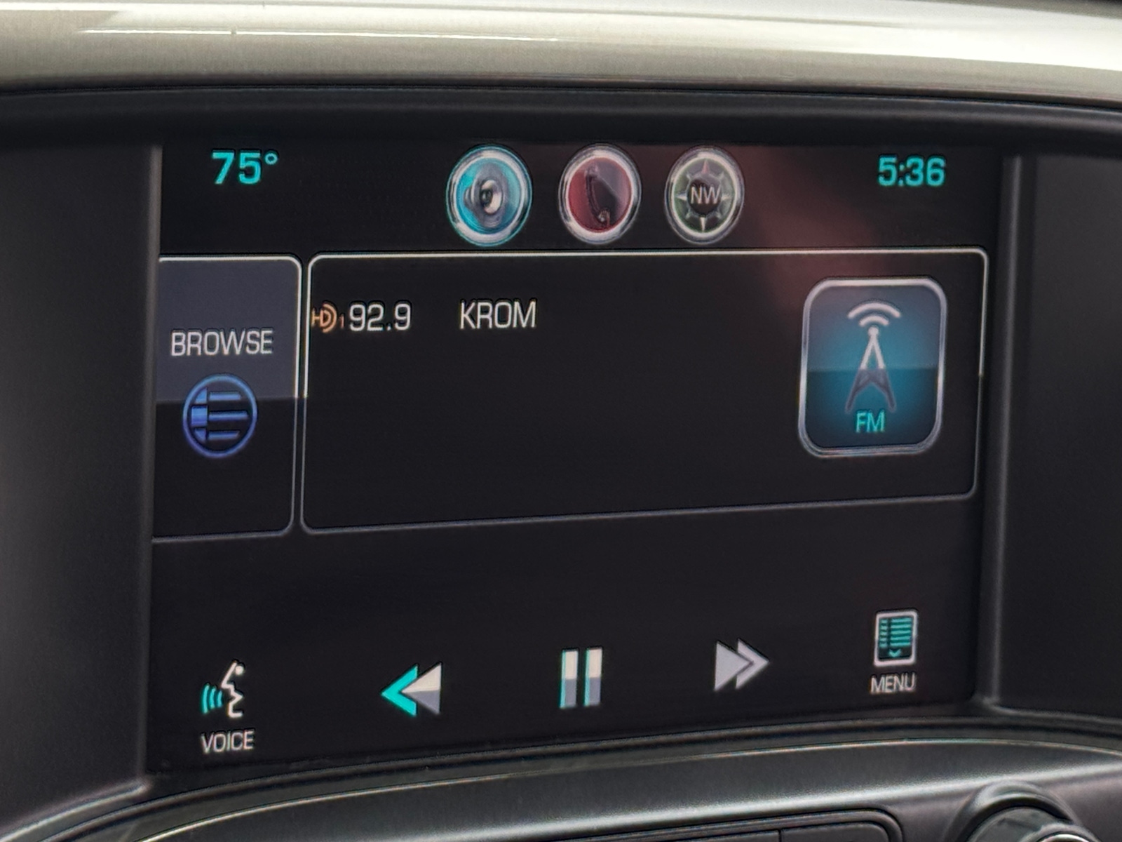 Thumbnail: 2014 Chevrolet Silverado 1500 - 3