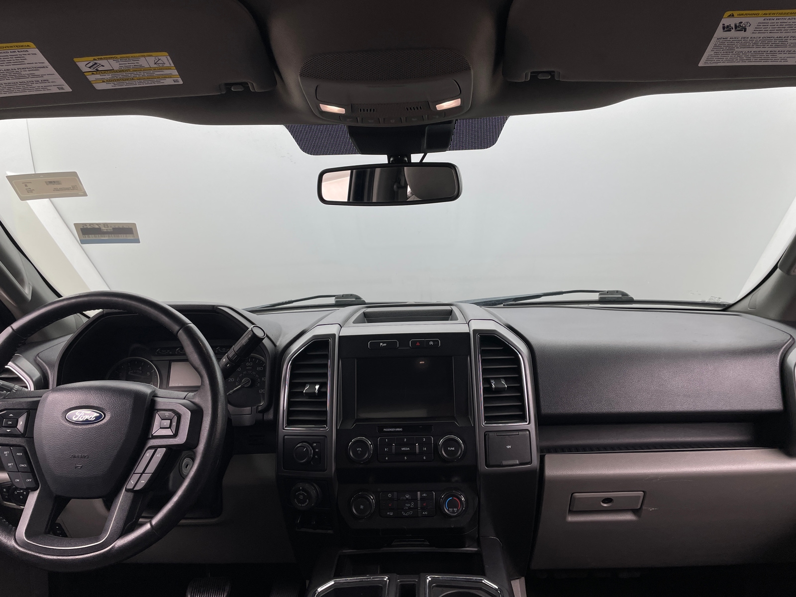 Thumbnail: 2019 Ford Econoline - 3