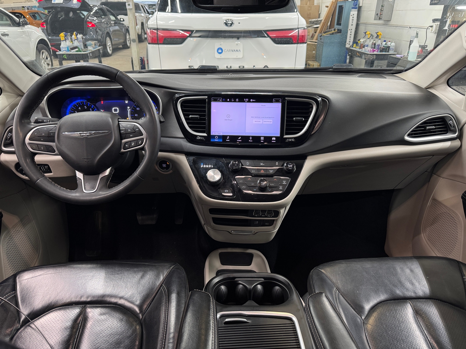 Thumbnail: 2022 Chrysler Pacifica - 2