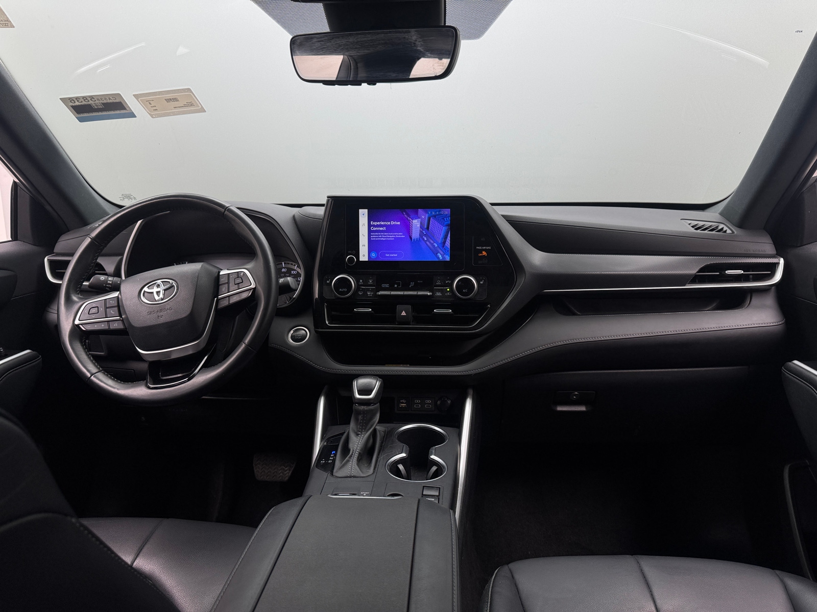 Thumbnail: 2024 Toyota Highlander - 3