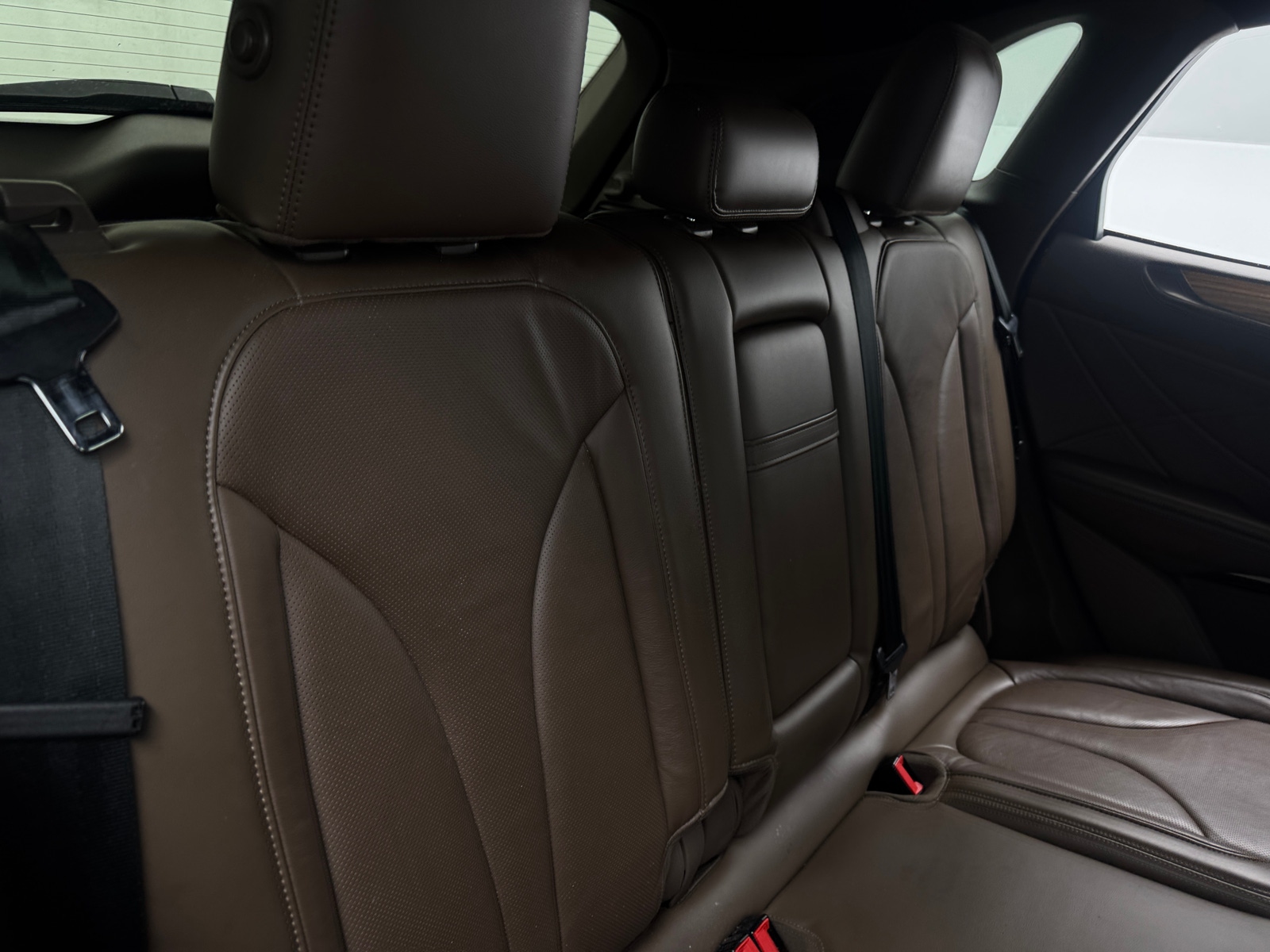 Thumbnail: 2015 Lincoln MKC - 5