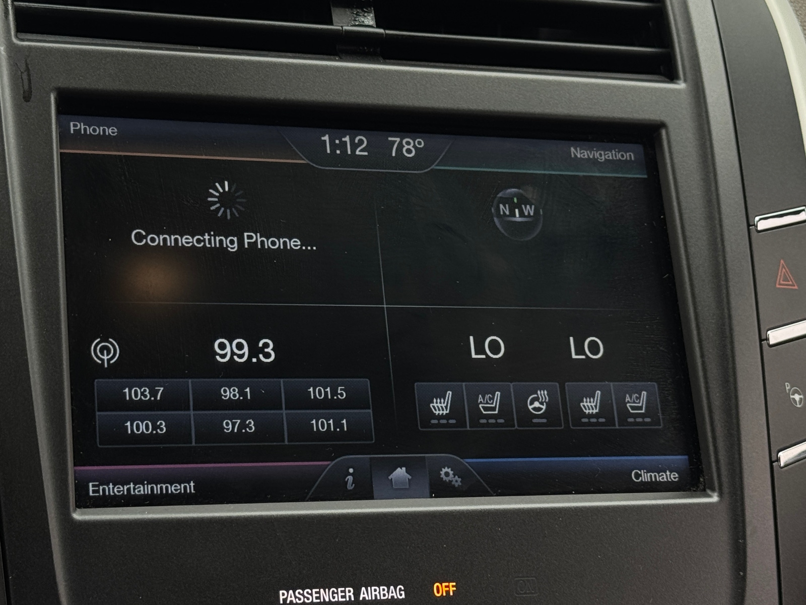 Thumbnail: 2015 Lincoln MKC - 3